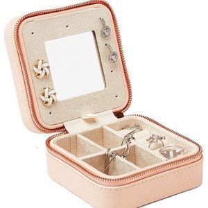 Vlando jewelry travel case box